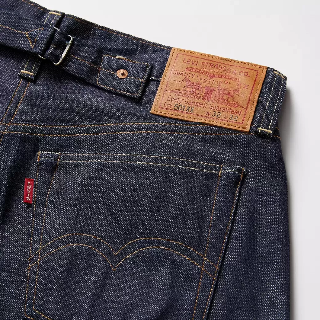 Levi's ® Vintage Clothing 1937 501® Jeans Hot