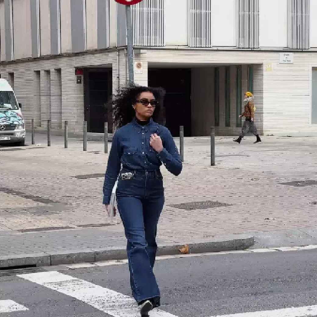 Levi's Ribcage Bell Jeans Store
